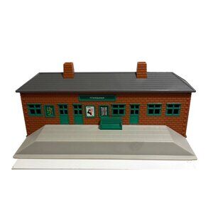 Thomas & Friends Ffarquhar Station Building Toy 1996 Tomy